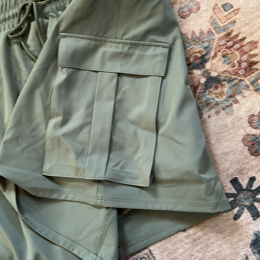 Green Cargo Skirt with Pockets Vively Size 2x - Picture 8 of 9